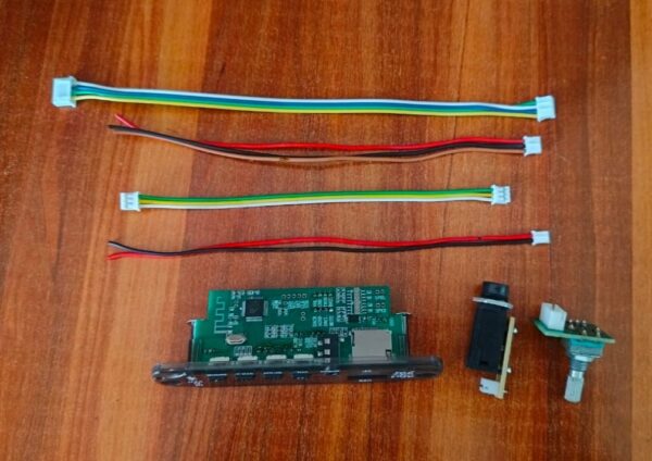 Pagaria White Display Bluetooth Kit with Encoder and Mic Socket - Image 3